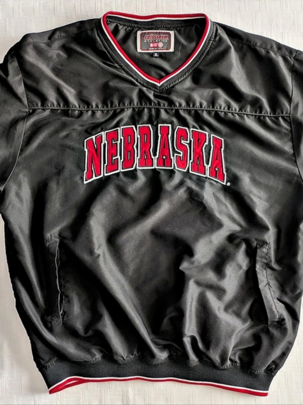 Vintage Nebraska Cornhuskers Coliseum V-neck Windbreaker Pullover Jacket XL